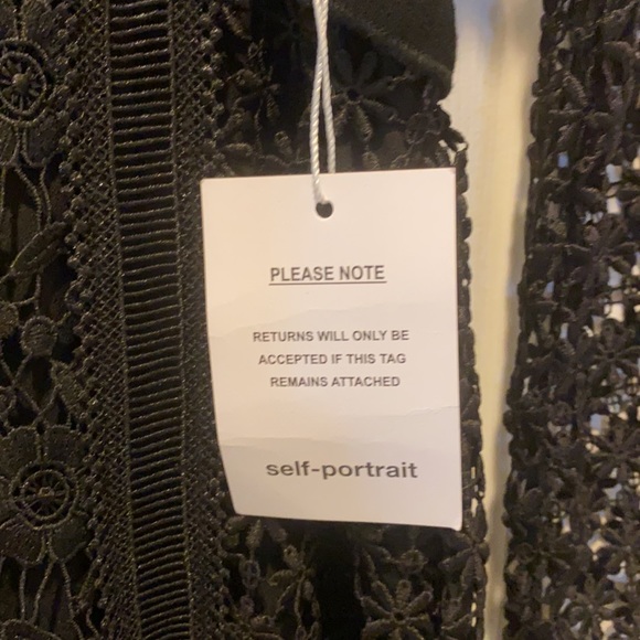 Beautiful self -portrait dress - Picture 12 of 12